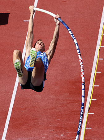 Athletics - 2022 European Championships - Olympiastadion, Munich, Germany - August 16, 2022 Estonia's Maicel Uibo in action during the men's decathlon pole vault REUTERS/Lukas Barth Athletics - 2022 European Championships - Olympiastadion, Munich, Germany - August 16, 2022 Estonia's Maicel Uibo in action during the men's decathlon pole vault REUTERS/Lukas Barth
