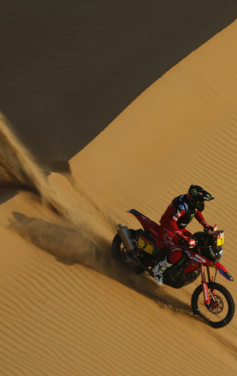 Rallying - Dakar Rally - Stage 13 - Shaybah to Al-Hofuf - Saudi Arabia - January 14, 2023 Monster Energy Honda Team 2023's Pablo Quintanilla the action during stage 13 REUTERS/Hamad I Mohammed