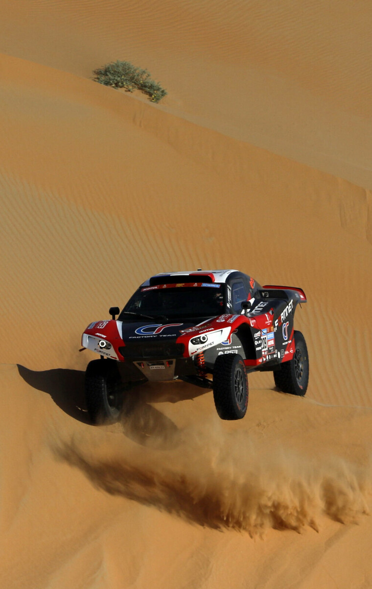 Rallying - Dakar Rally - Stage 13 - Shaybah to Al-Hofuf - Saudi Arabia - January 14, 2023 Century Racing Team's Mathieu Serradori and co-driver Loic Minaudier in action during stage 13 REUTERS/Hamad I Mohammed